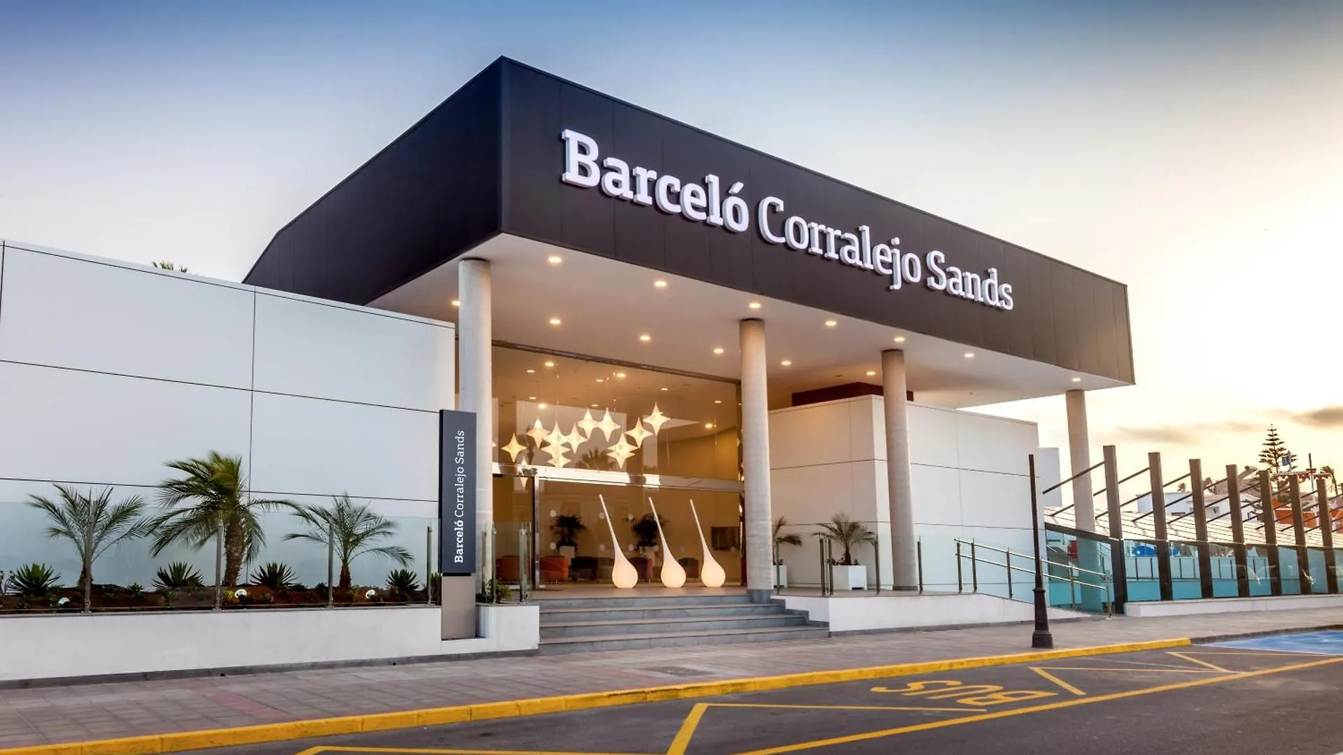 Barcelo Corralejo Sands Hotel