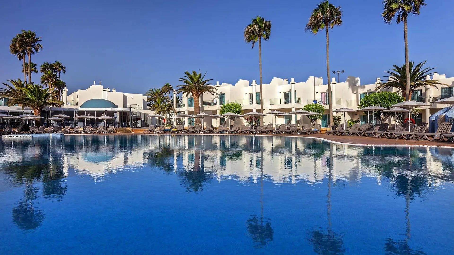 Barcelo Corralejo Sands Hotel