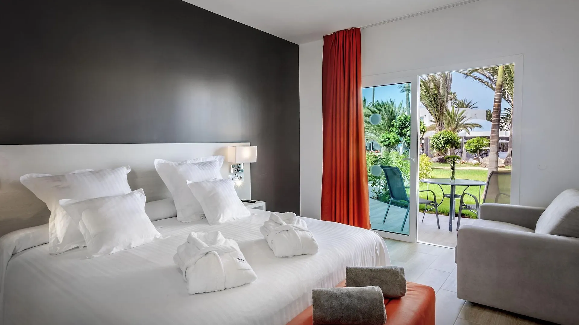 ホテル Barcelo Corralejo Sands