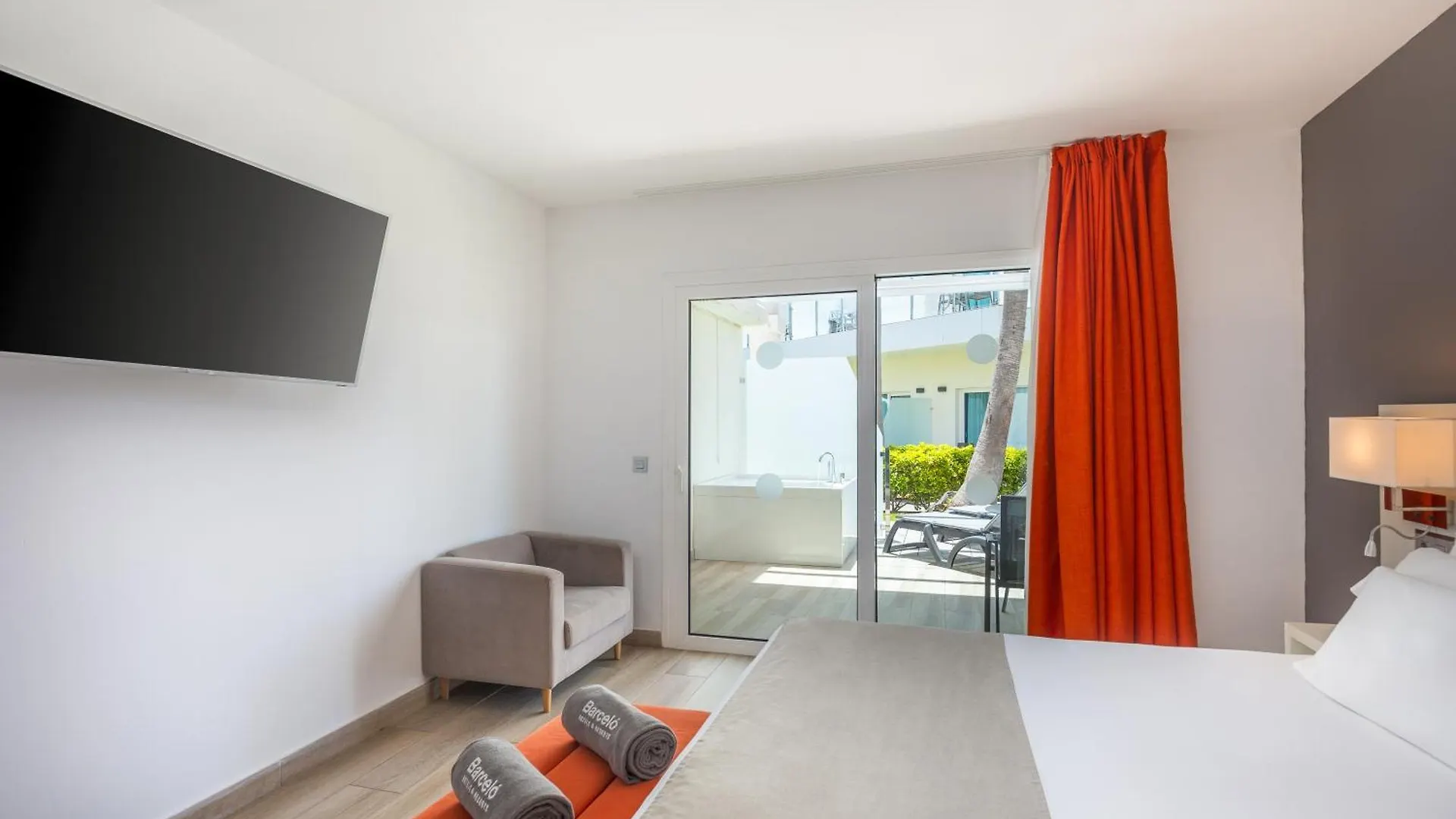Barceló Corralejo Sands Hotel